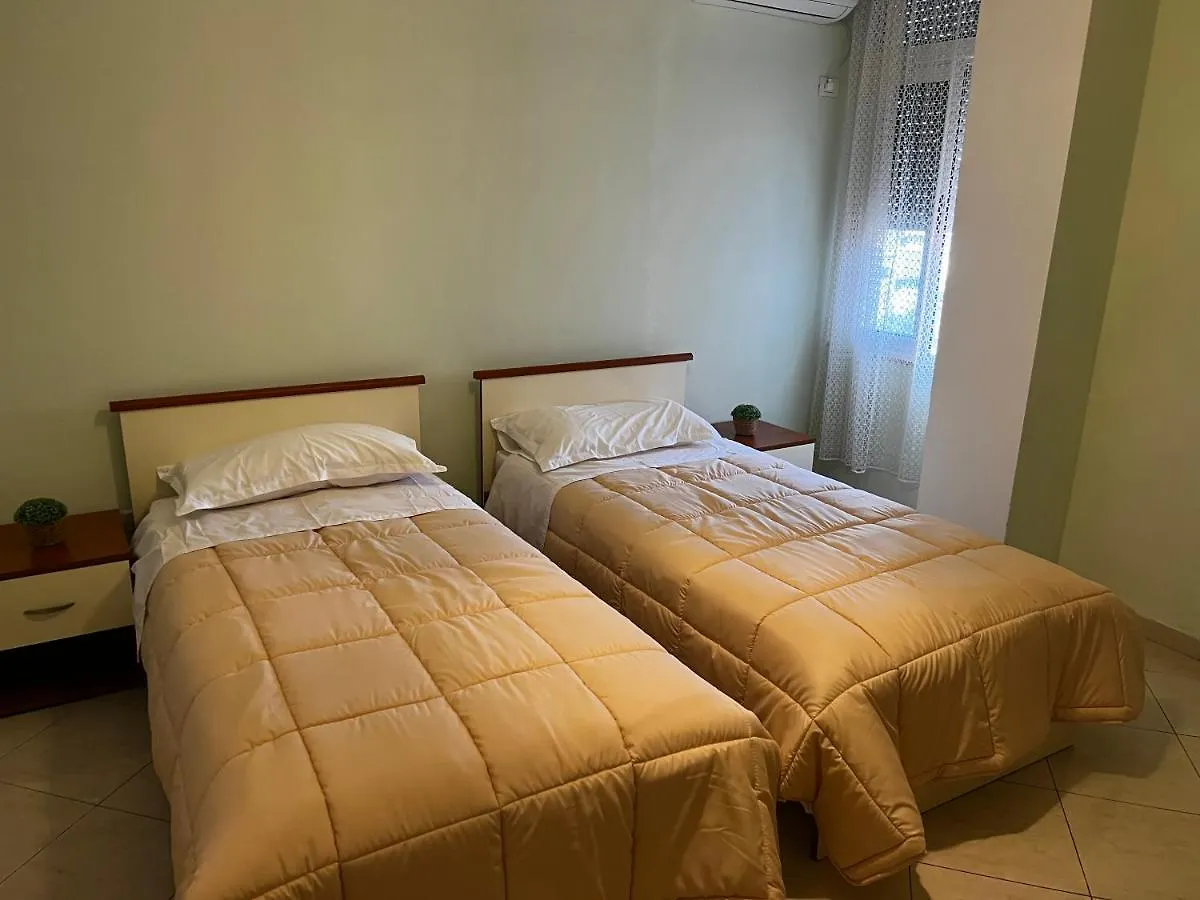 City Central Apartment 2 Tirana 0*,  Albanie